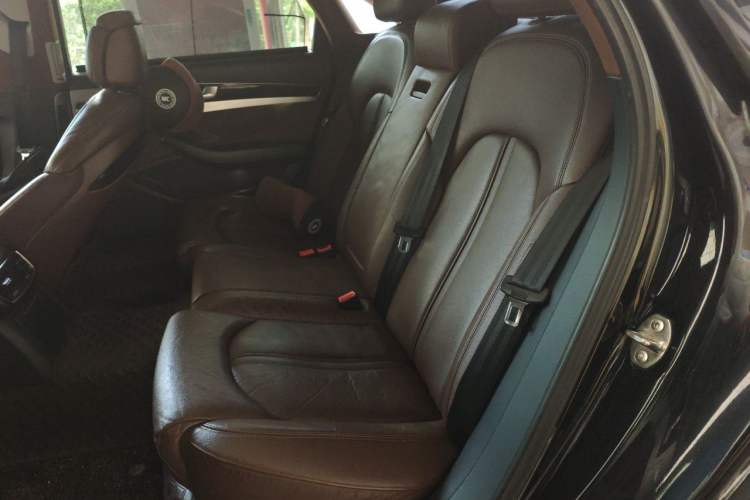 Used Audi A8 2014 A8L 45 TFSI quattro Comfort model Left Rear Seat