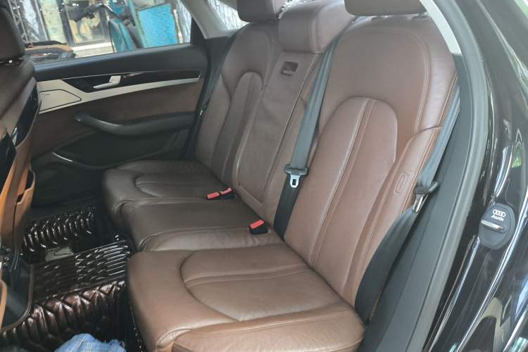 Used Audi A8 2014 A8L 45 TFSI quattro Comfort model Left Rear Seat