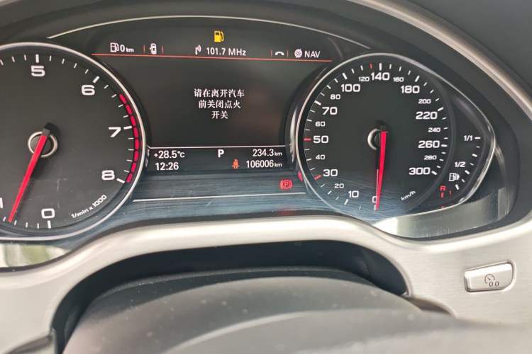 Used Audi A8 2014 A8L 45 TFSI quattro Comfort model Odometer Close Up
