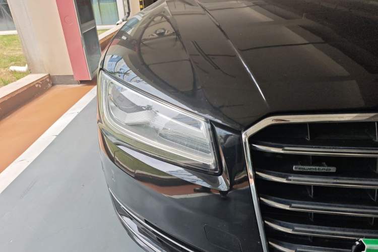 Used Audi A8 2014 A8L 45 TFSI quattro Comfort model Right Front Headlight