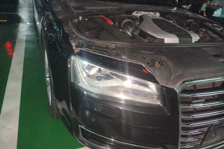 Used Audi A8 2014 A8L 45 TFSI quattro Comfort model Right Front Headlight