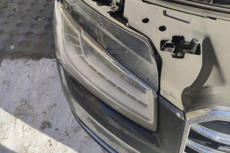 Used Audi A8 2014 A8L 45 TFSI quattro Comfort model Right Front Headlight