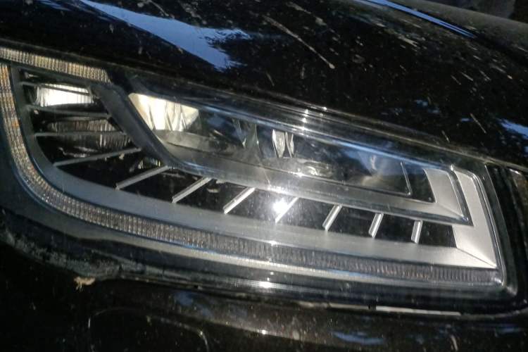 Used Audi A8 2014 A8L 45 TFSI quattro Luxury Model Right Front Headlight