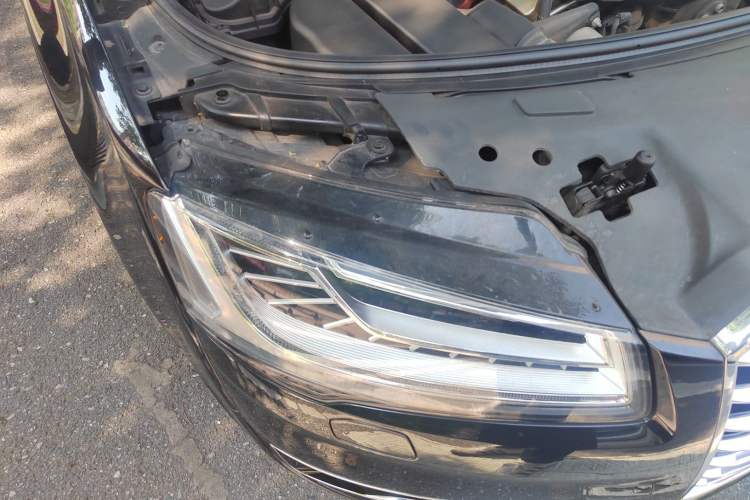 Used Audi A8 2014 A8L 45 TFSI quattro Luxury Model Right Front Headlight