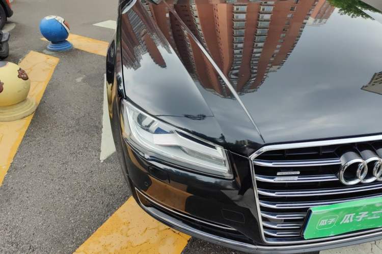 Used Audi A8 2014 A8L 45 TFSI quattro Comfort model Right Front Headlight
