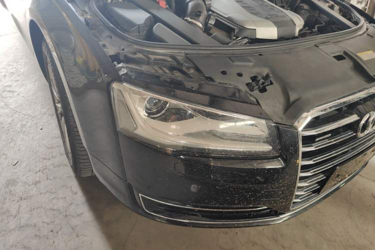 Used Audi A8 2014 A8L 45 TFSI quattro Comfort model Right Front Headlight