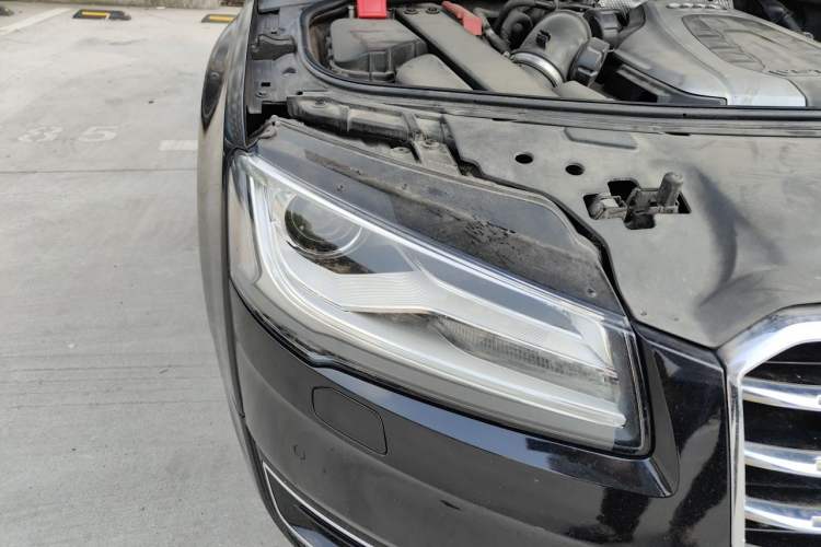 Used Audi A8 2014 A8L 45 TFSI quattro Comfort model Right Front Headlight