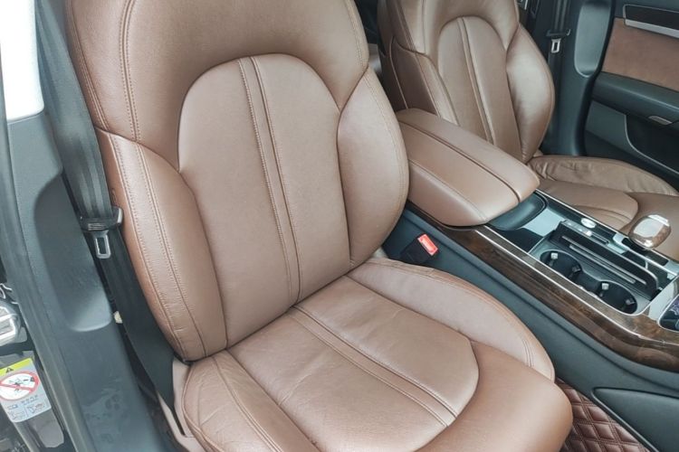 Used Audi A8 2014 A8L 45 TFSI quattro Comfort model Right Front Seat