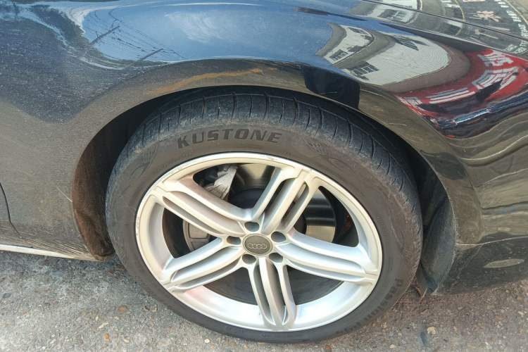 Used Audi A8 2014 A8L 45 TFSI quattro Luxury Model Right Front Wheel Hub