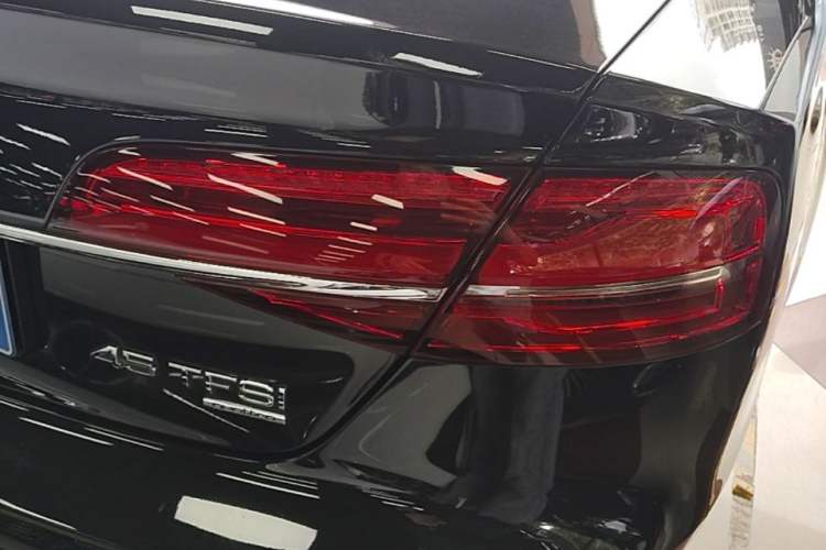 Used Audi A8 2014 A8L 45 TFSI quattro Comfort model Right Rear Taillight