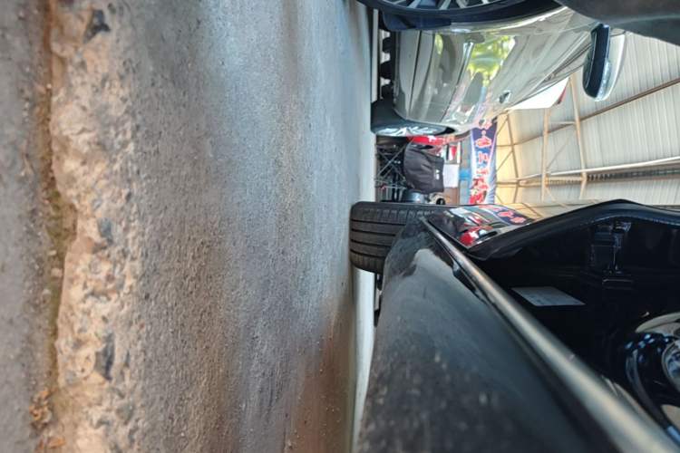 Used Audi A8 2014 A8L 45 TFSI quattro Luxury Model Right Side Sill