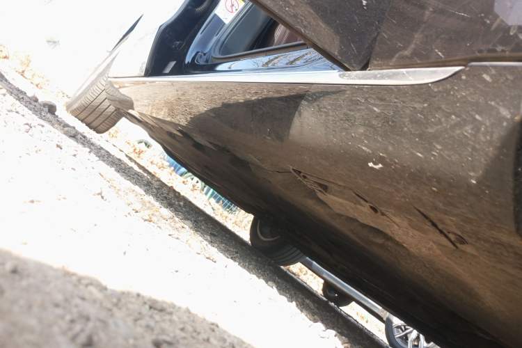 Used Audi A8 2014 A8L 45 TFSI quattro Comfort model Right Side Sill