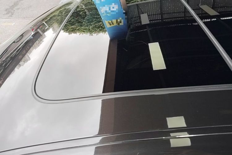 Used Audi A8 2014 A8L 45 TFSI quattro Comfort model Roof