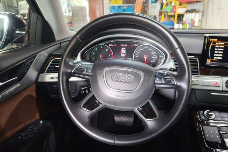 Used Audi A8 2014 A8L 45 TFSI quattro Luxury Model Steering Wheel