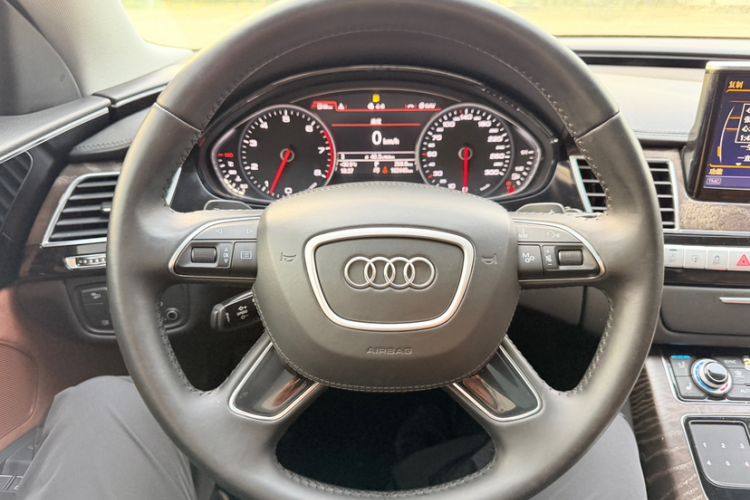 Used Audi A8 2014 A8L 45 TFSI quattro Luxury Model Steering Wheel