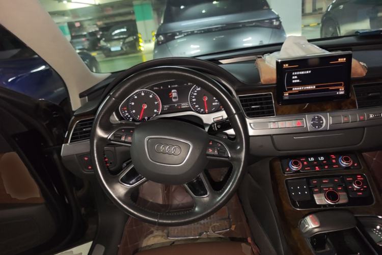 Used Audi A8 2014 A8L 45 TFSI quattro Comfort model Steering Wheel