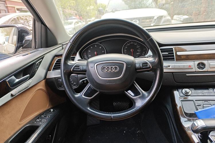 Used Audi A8 2014 A8L 45 TFSI quattro Luxury Model Steering Wheel