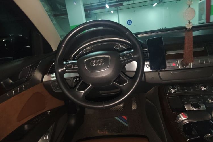 Used Audi A8 2014 A8L 45 TFSI quattro Comfort model Steering Wheel