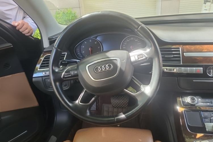 Used Audi A8 2014 A8L 45 TFSI quattro Luxury Model Steering Wheel