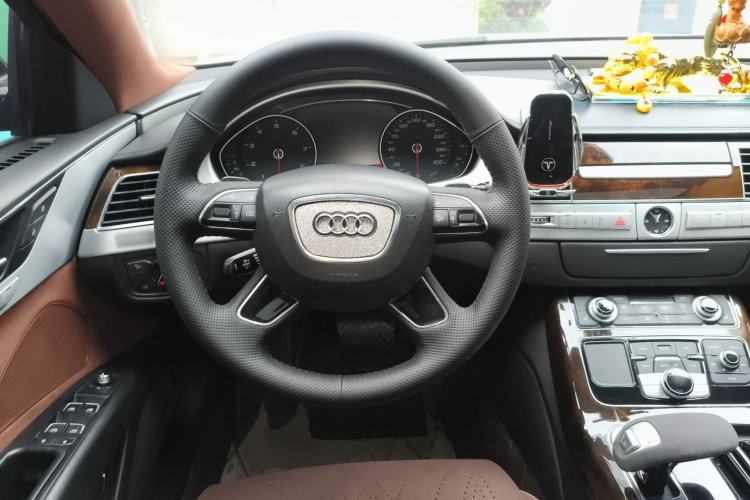 Used Audi A8 2014 A8L 45 TFSI quattro Comfort model Steering Wheel