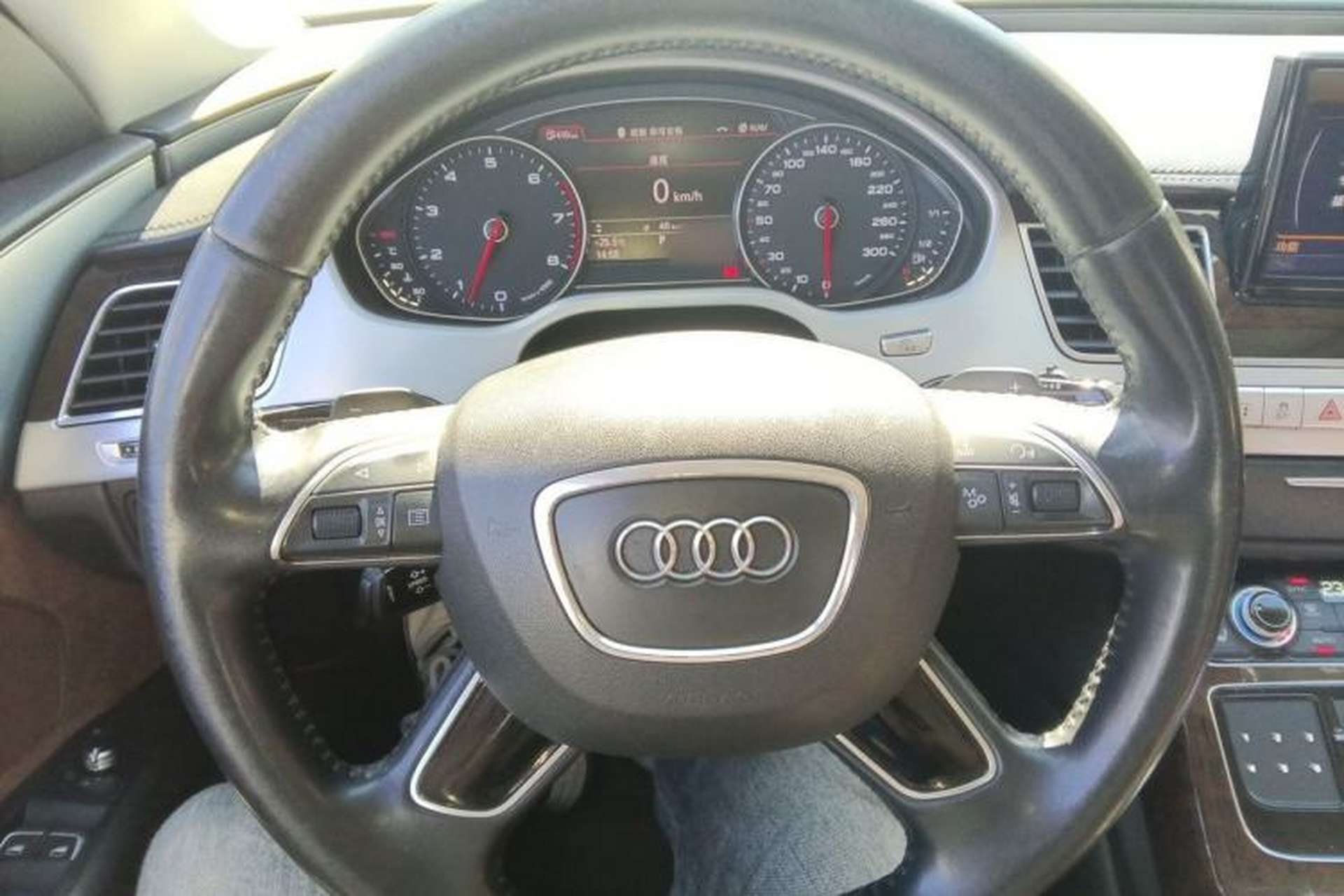 Used Audi A8 2014 A8L 45 TFSI quattro Comfort model Steering Wheel