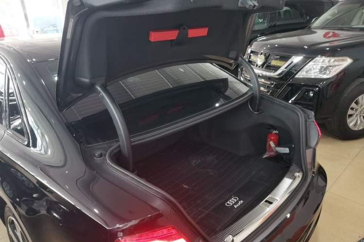 Used Audi A8 2014 A8L 45 TFSI quattro Comfort model Trunk