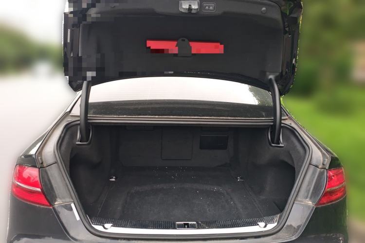 Used Audi A8 2014 A8L 45 TFSI quattro Comfort model Trunk