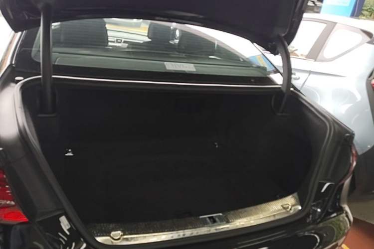 Used Audi A8 2014 A8L 45 TFSI quattro Comfort model Trunk