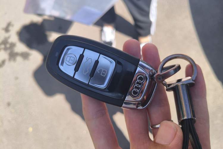 Used Audi A8 2014 A8L 45 TFSI quattro Luxury Model Vehicle Key