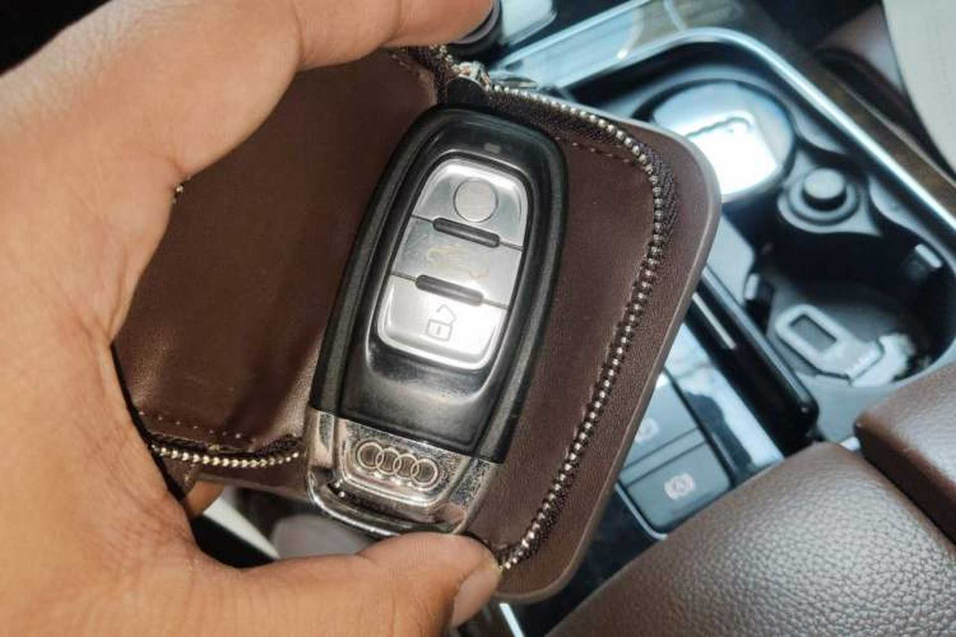 Used Audi A8 2014 A8L 45 TFSI quattro Comfort model Vehicle Key