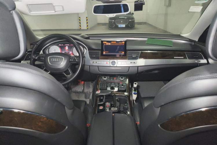 Used Audi A8 2014 A8L 50 TFSI quattro Luxury Model Center Console