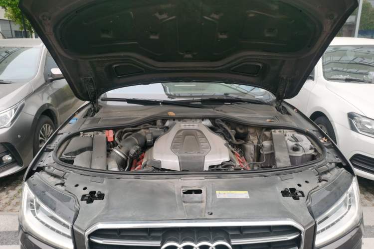 Used Audi A8 2014 A8L 45 TFSI quattro Comfort model Engine Bay