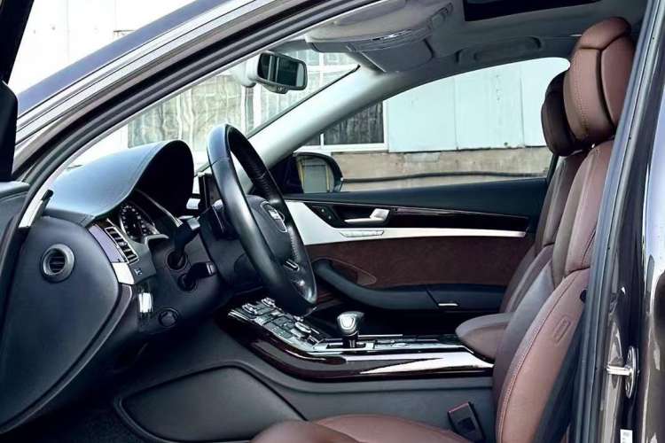Used Audi A8 2014 A8L 45 TFSI quattro Comfort model Left Front Seat