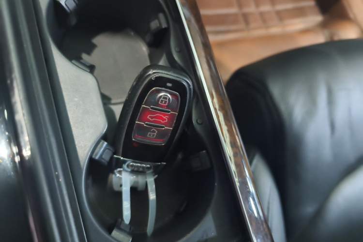 Used Audi A8 2014 A8L 50 TFSI quattro Luxury Model Vehicle Key
