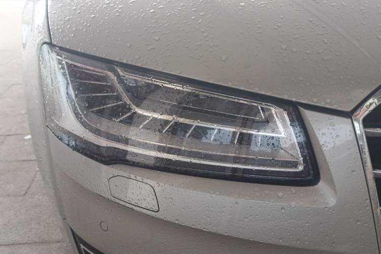 Used Audi A8 2014 A8L 45 TFSI quattro Comfort model Right Front Headlight