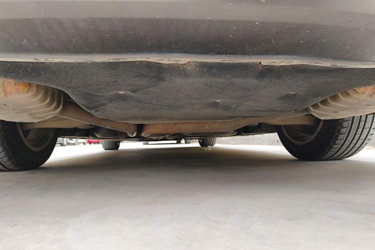 Used Audi A8 2014 A8L 45 TFSI quattro Comfort model Chassis Rear