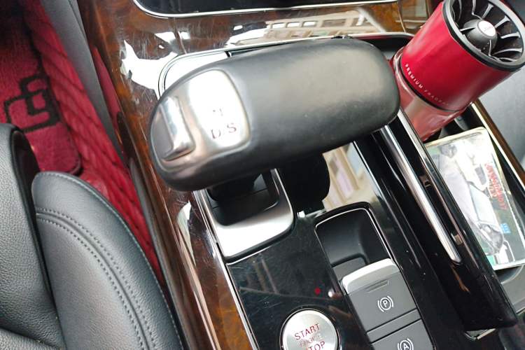 Used Audi A8 2014 A8L 45 TFSI quattro Comfort model Gear Lever