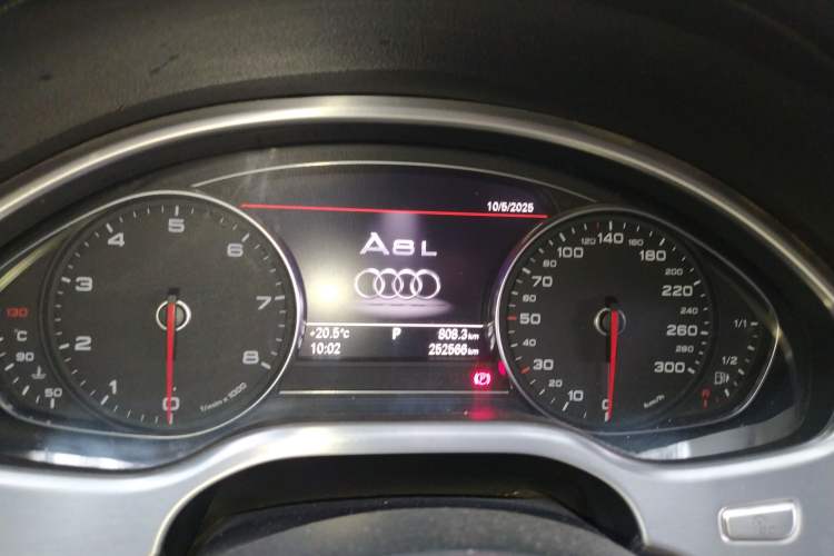 Used Audi A8 2014 A8L 50 TFSI quattro Luxury Model Instrument Cluster