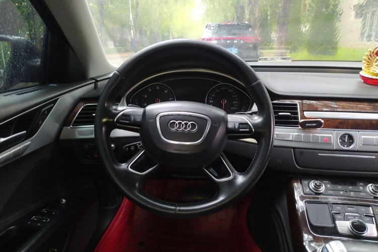 Used Audi A8 2014 A8L 50 TFSI quattro Luxury Model Steering Wheel