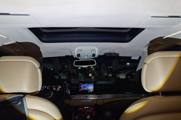 Used Audi A8 2014 A8L 45 TFSI quattro Comfort model Headliner
