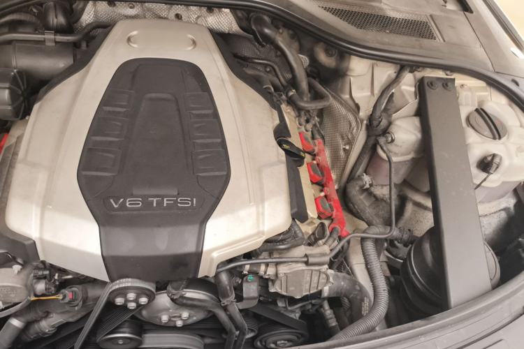 Used Audi A8 2014 A8L 45 TFSI quattro Luxury Model Engine Bay Left
