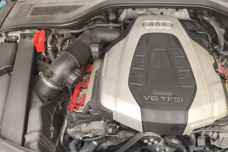 Used Audi A8 2014 A8L 45 TFSI quattro Luxury Model Engine Bay Right