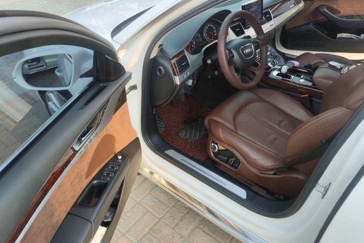 Used Audi A8 2014 A8L 45 TFSI quattro Comfort model Driver Seat