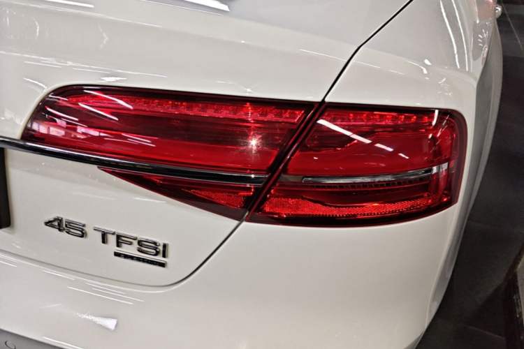 Used Audi A8 2014 A8L 45 TFSI quattro Comfort model Exterior 3