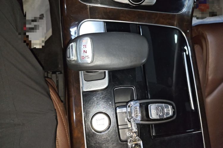 Used Audi A8 2014 A8L 45 TFSI quattro Comfort model Gear Lever