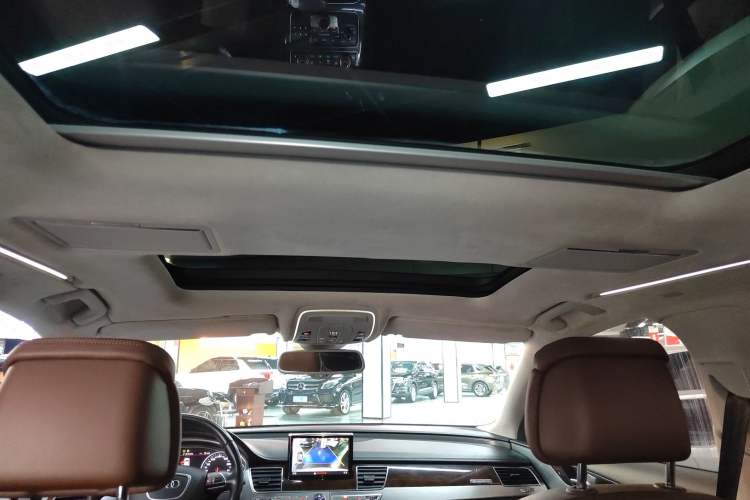 Used Audi A8 2014 A8L 45 TFSI quattro Comfort model Headliner