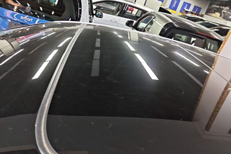 Used Audi A8 2014 A8L 45 TFSI quattro Comfort model Roof