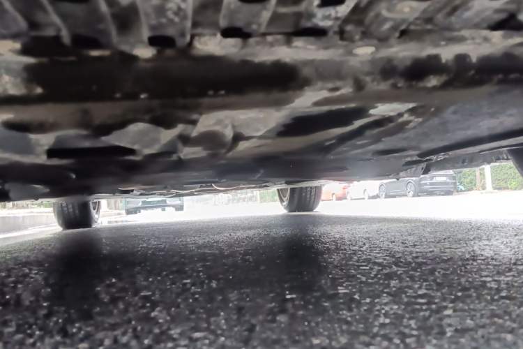 Used Audi A8 2014 A8L 45 TFSI quattro Comfort model Chassis Front