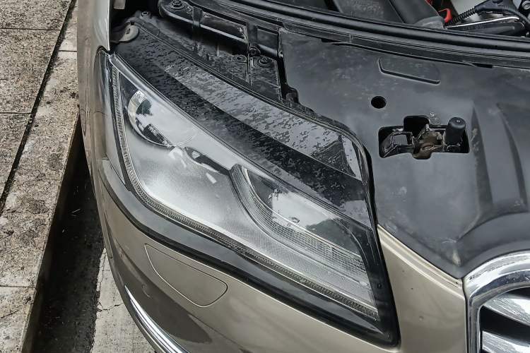 Used Audi A8 2014 A8L 45 TFSI quattro Comfort model Right Front Headlight