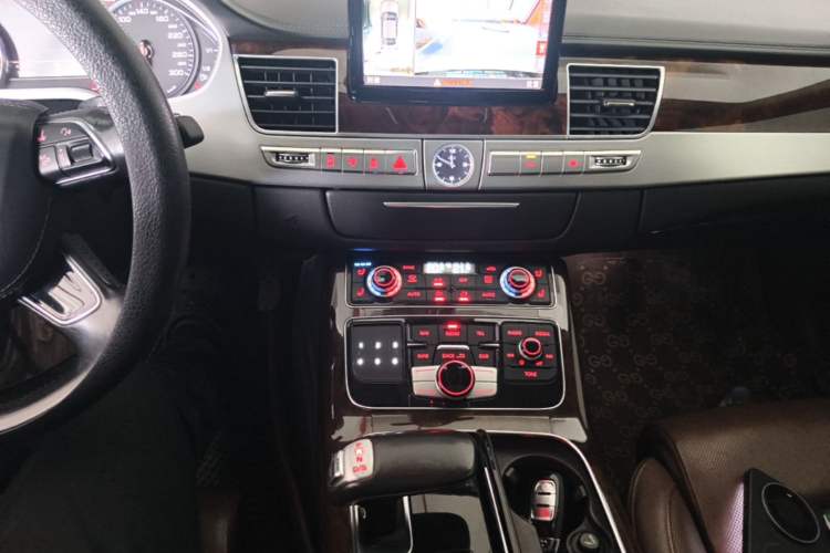 Used Audi A8 2016 A8L 45 TFSI quattro Luxury Edition Audio And AC Panel
